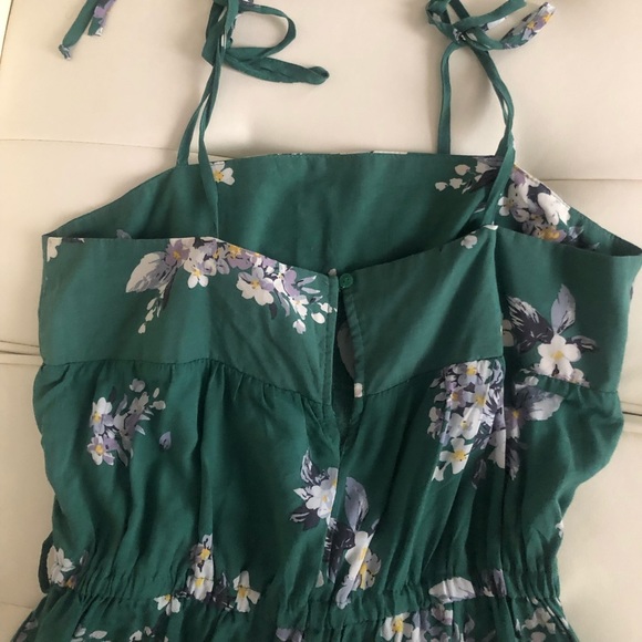 Green Jaase Jumpsuit - Picture 4 of 4